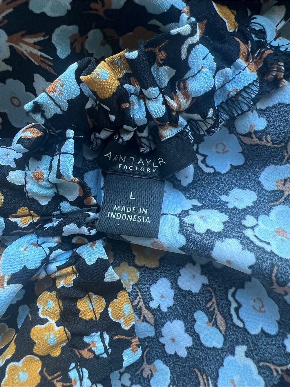 Ann Taylor Dress - Picture 5 of 5